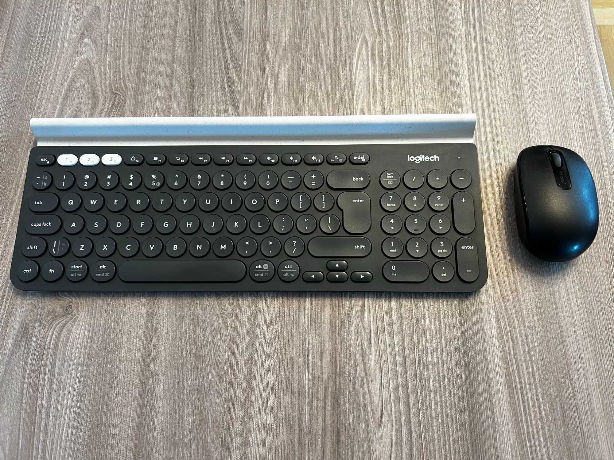 Kit tastatura Logitech K780 Bluetooth/wireless + mouse microsoft