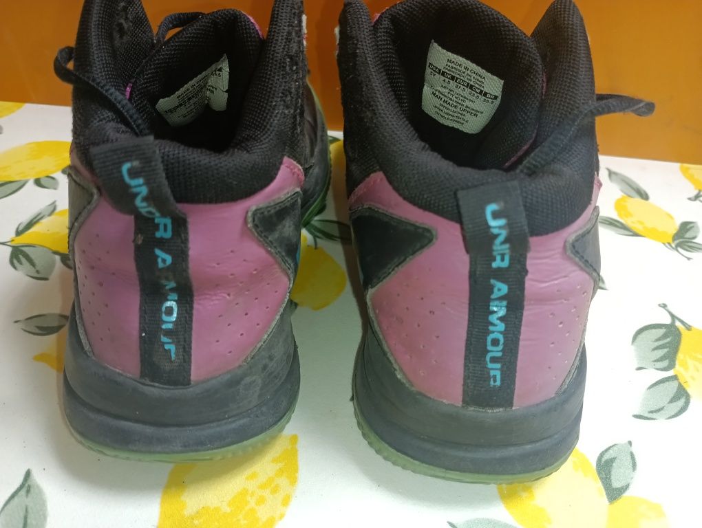 Under Armour N 37,5 - 20 лв