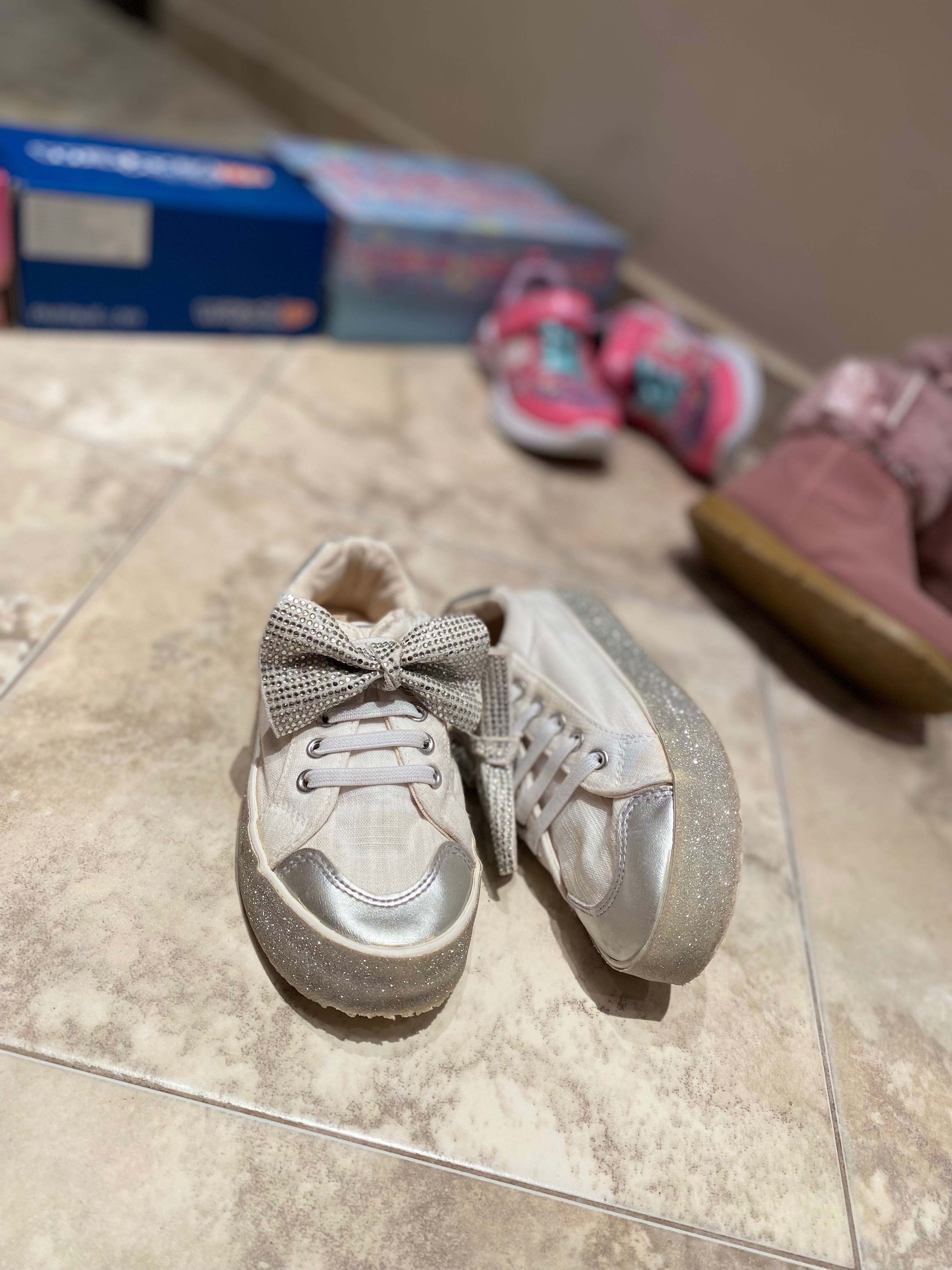 Детски обувки за момиче Mayoral Skechers H&M