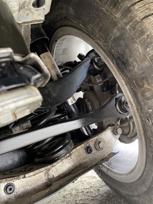 Amortizor electric stânga spate Audi A4 B9 break