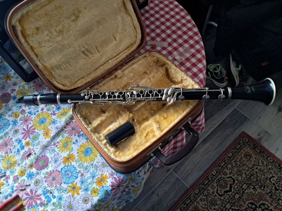 Clarinet de vânzare