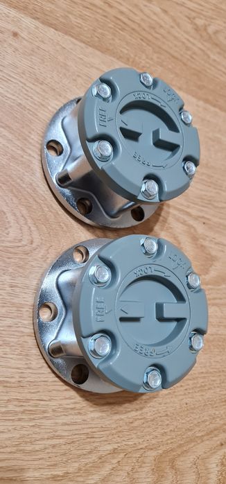 Cupaje fata noi  suzuki samurai AISIN (MRL)