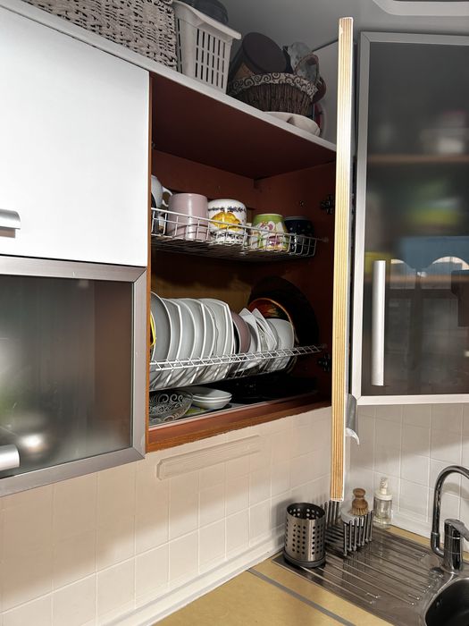 Продам кухню угловую б/у