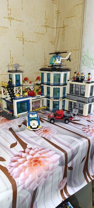 Детский конструктор полицейский участок