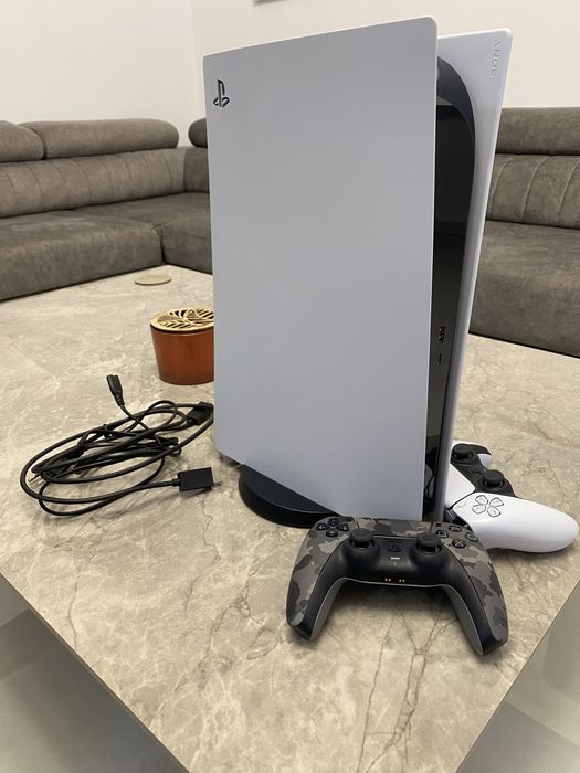 Consola PlayStation 5 (PS5) 825GB, C-Chassis Digital Edition, White