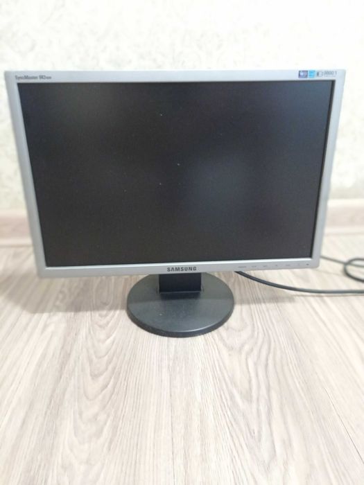 монитор  samsung d 19