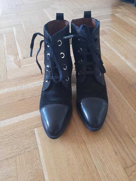 Ghete piele Hispanitas,marimea 37, cu siret si fermoar din piele