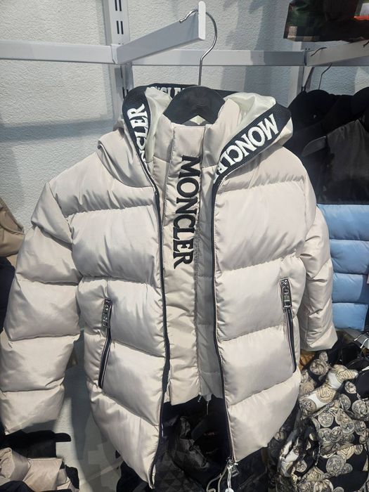MONCLER Естествен гъши пух