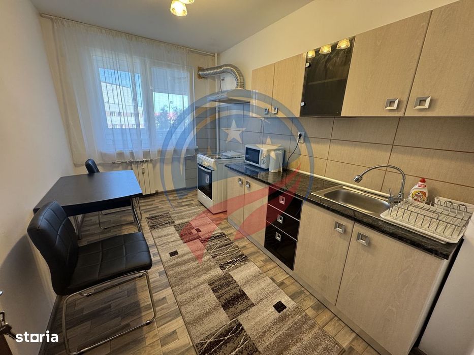 Apartament decomandat, ultracentral – etaj 2, mobilat și utilat comple
