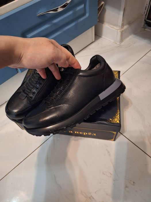 Зимние кроссовки, полуботинки