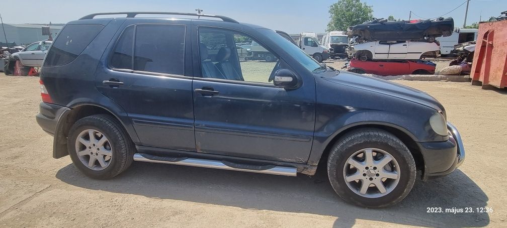 Dezmembram Mercedes ML 270CDI