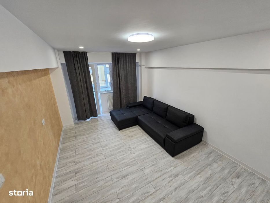 Apartament 3 camere et1 Zona Polivalenta
