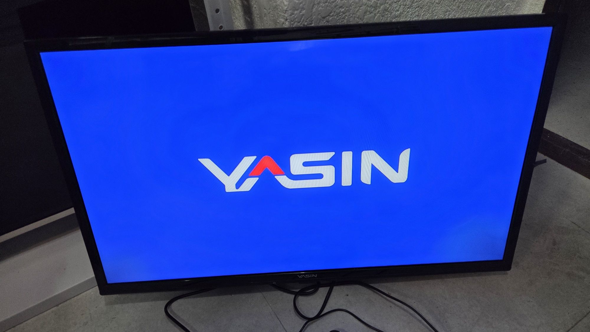 *️⃣ Yasin 32e1000 Диогональ 81см + Андроид Приставка/ QTV