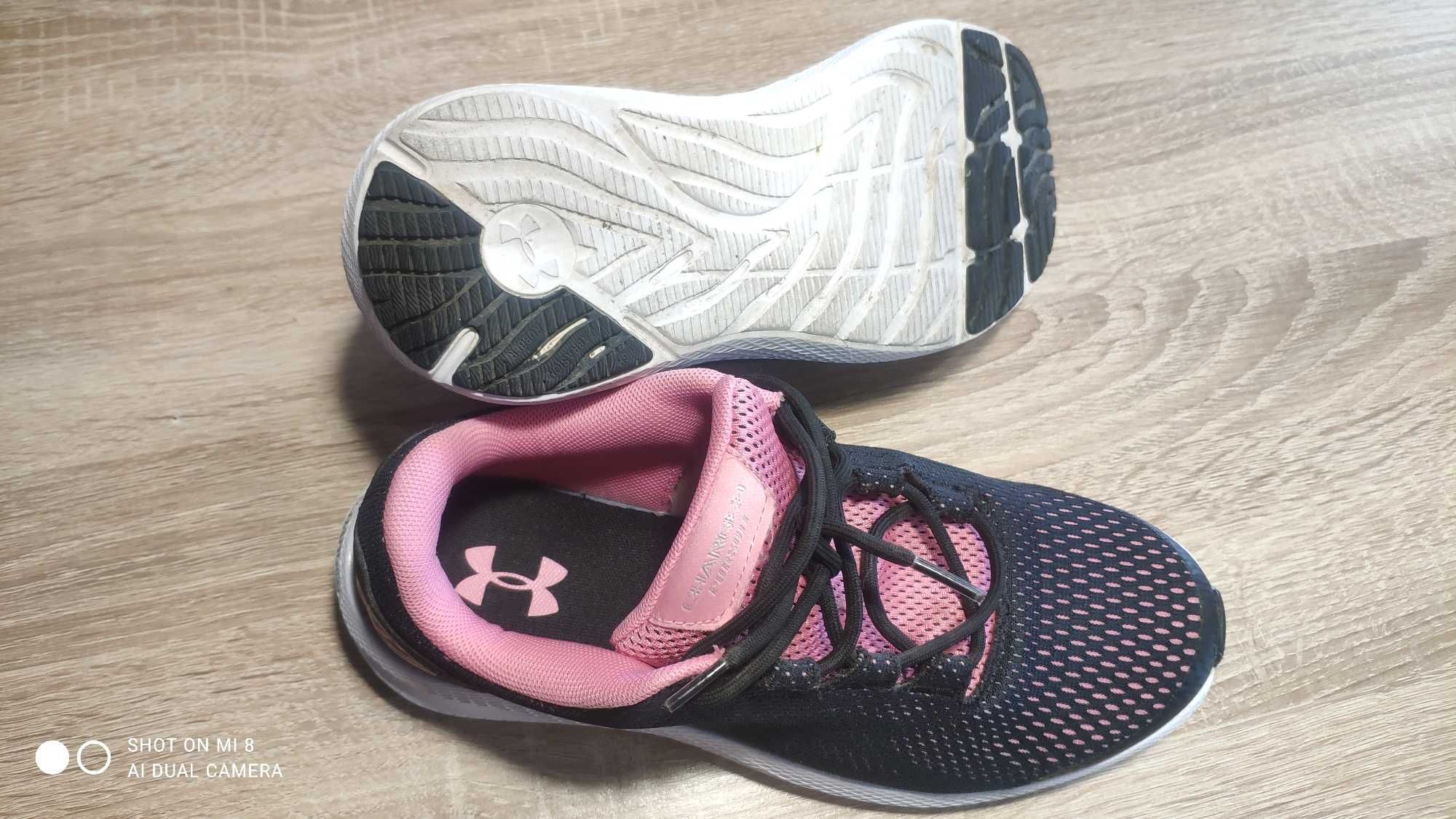 Дамски Маратонки UNDER ARMOUR Сникърски Ъндър Армор