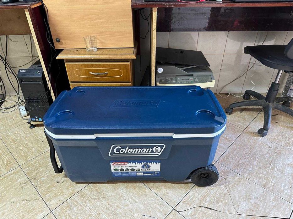 Vand Lada Frigorifica Coleman Xtreme 316 Series™ cu Roti, Space, 95L