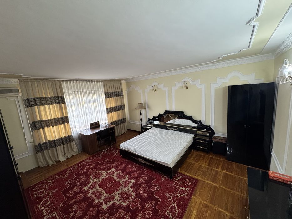 Сдается 5-ком. кв. возле наб. Анхор, ул. Ю. Раджаби, м. Космонавты