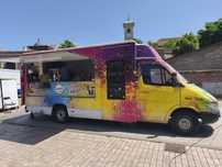 Vând food truck pregătit de treaba