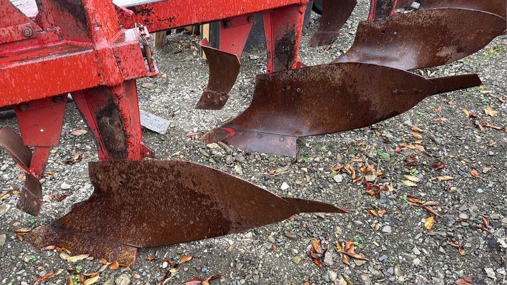 Plug Naud 3+1 recent adus Belgia