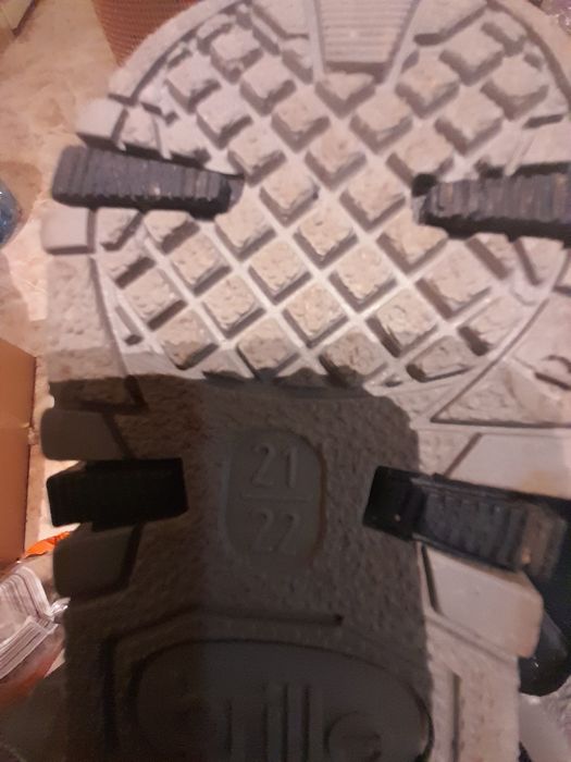 Детски зимни ботушки Brille .Номер 21/22.Отлично състояние..