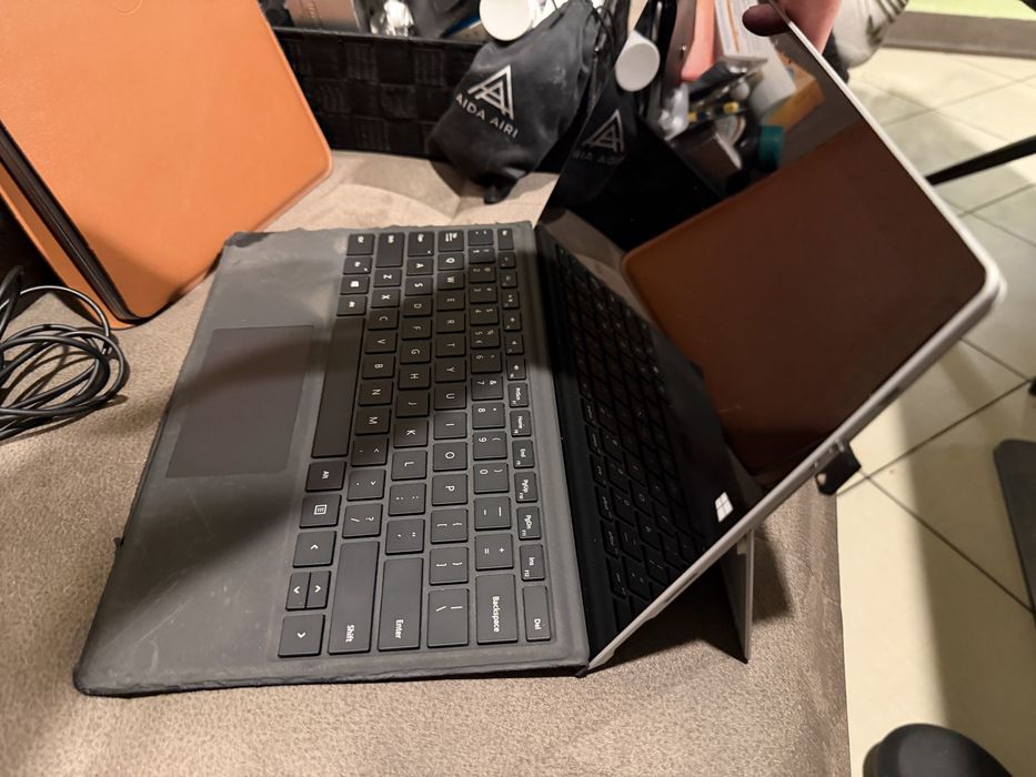Tableta Microsoft Surface Pro 3 - i5 / 4Gb Ram / 1128Gb SSD + tastatur