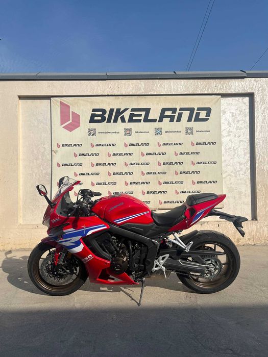 Новый спортбайк yenCBR800