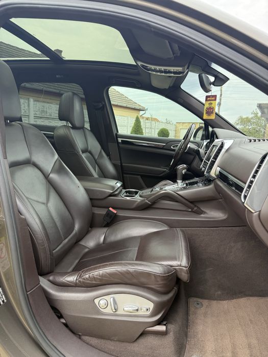 Porsche Cayenne 3.0 Diesel Panoramic R21 Maro Km Reali