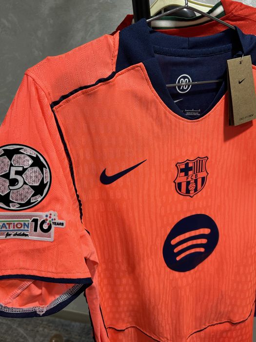 Футбольная форма Barcelona ( Барселона ) 1:1
