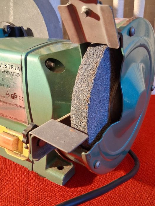 Polizor staționar EKA