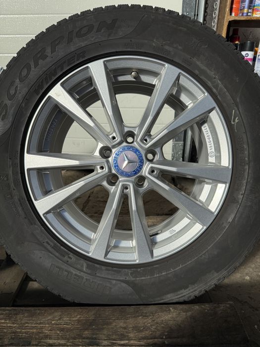 Jante aluminiu pt. Mercedes GLC ML Audi Q5 cu anvelope iarna 235/65 17