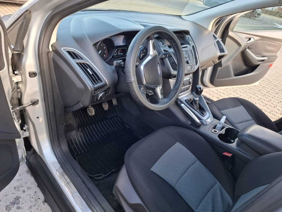 Ford Focus 3 Titanium 1.6 Benzina An 2011