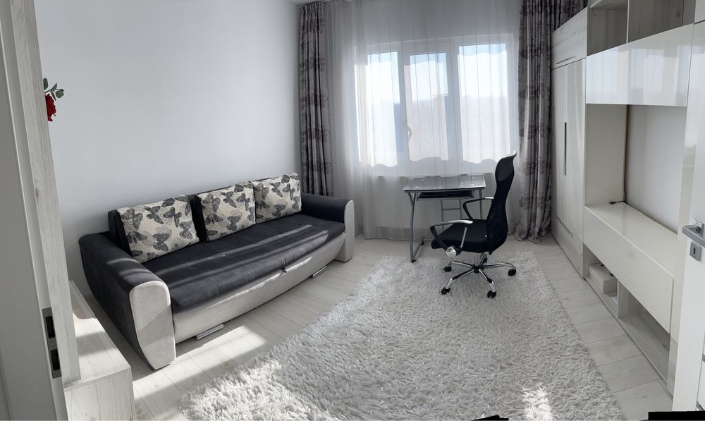 Vand sau dau la schimb apartament. Schimb doar cu casa in Arad