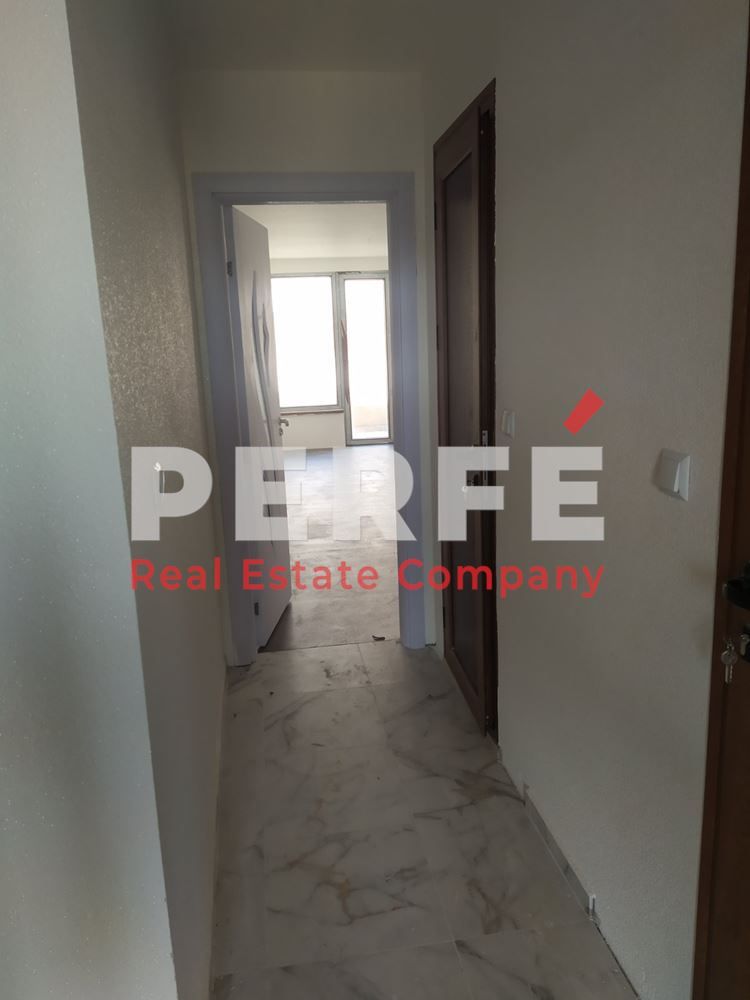 Продава се Двустаен апартамент в Поморие - 65 кв.м за 1500 €/кв.м - Снимка #1