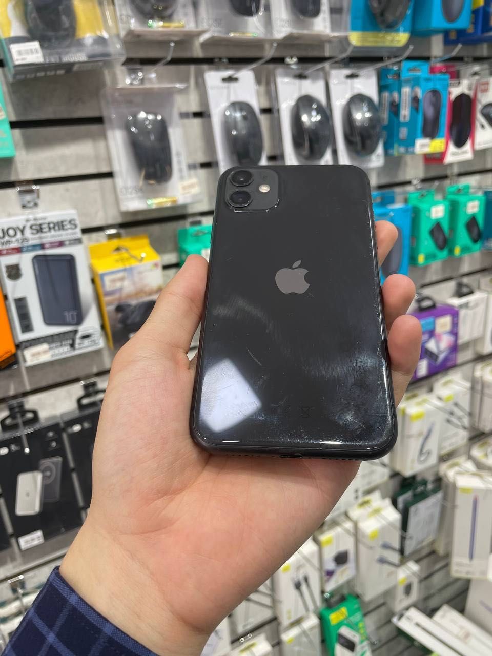 Iphone 11 srochno sotiladi