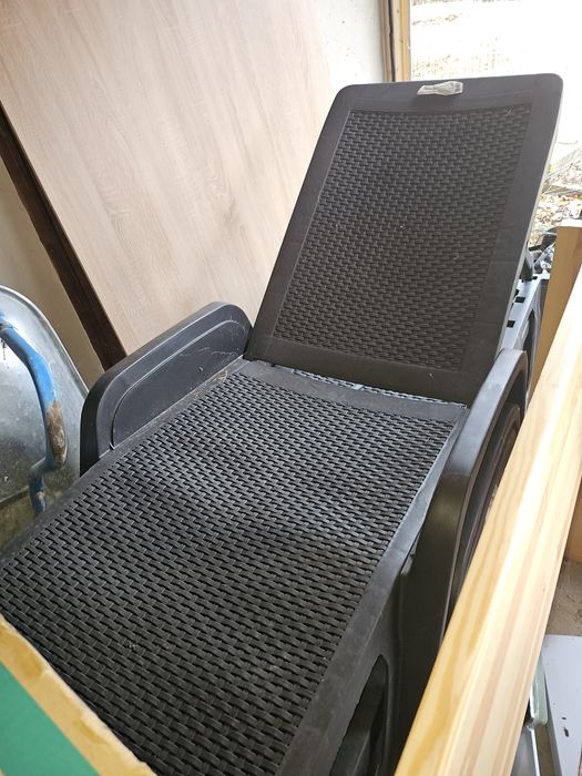 Без забележки 3 бр. Шезлонги черни пластмасови