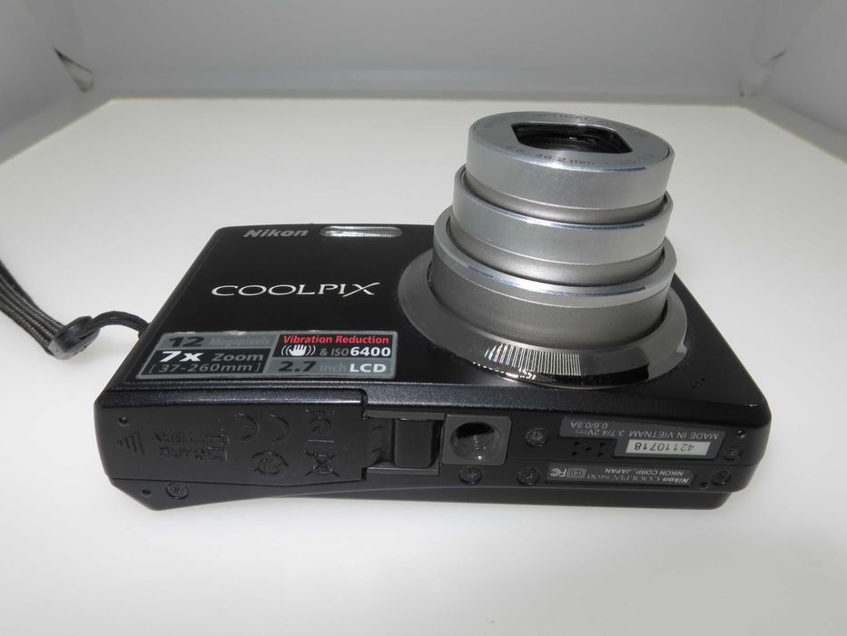Nikon Coolpix S630 цифров компактен фотоапарат дигитална камера НОВ