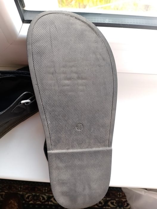 Санала женские, черные