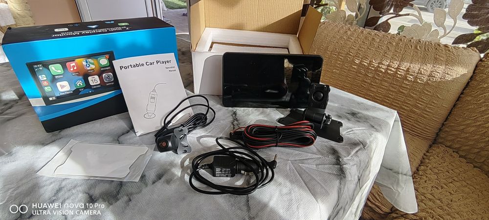 7 inch Carplay Monitor : BT/FM/TF/CARPLAY/ANDROID AUTO