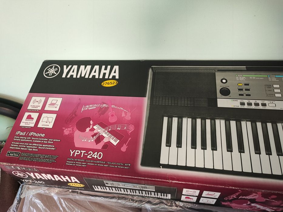 Синтезатор Yamaha YPT - 240