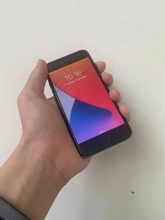 Iphone 7 32 GB srochno sotaman Продаю айфон 7 в хорошем состоянии сроч