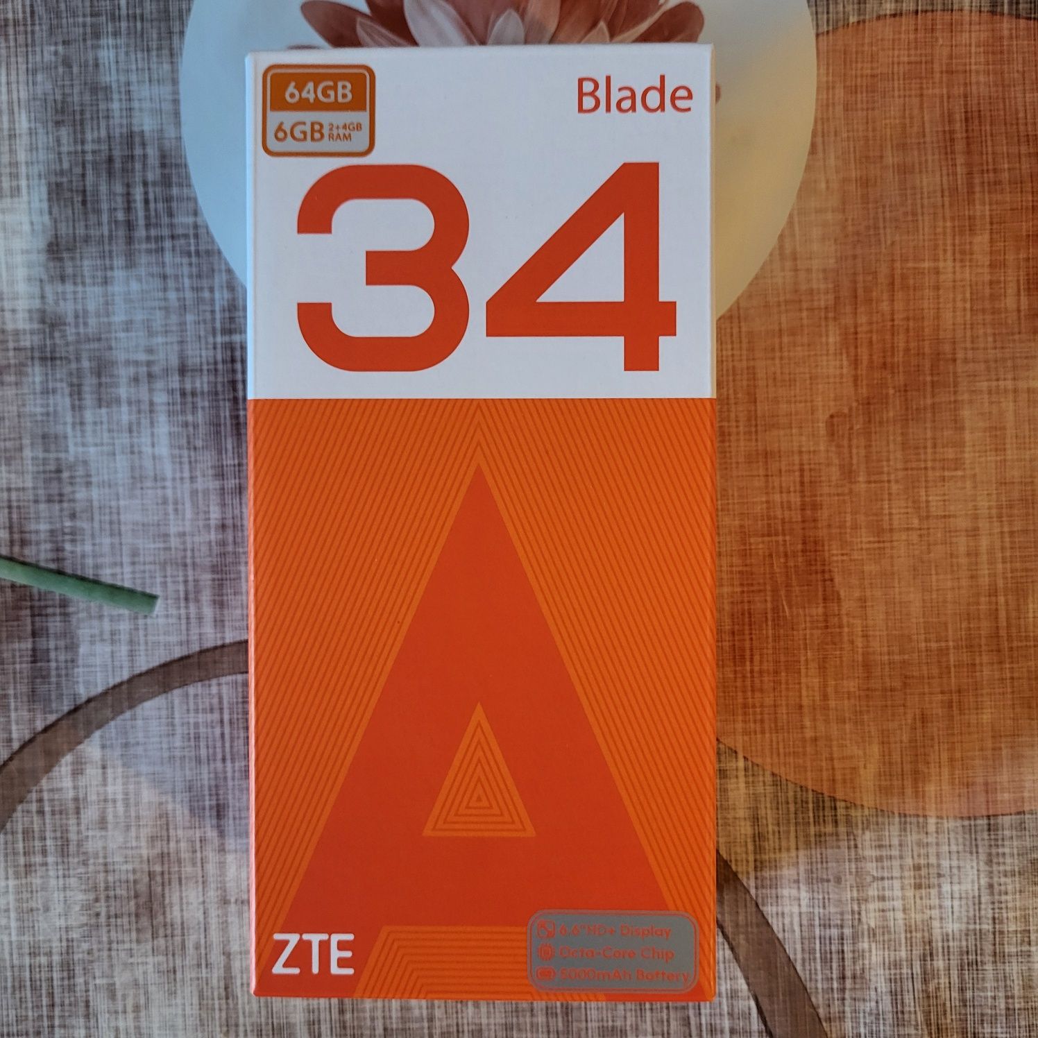 Telefon ZTE. 34. Blade.