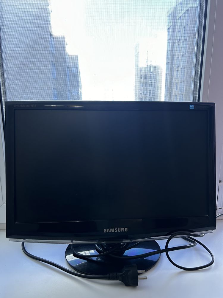 монитор SAMSUNG syncmaster