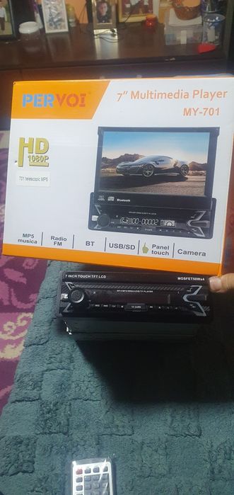 Casetofon auto cu ecrande 7"