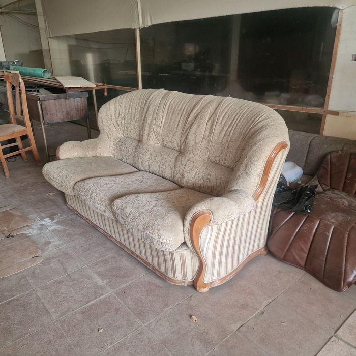 Мягкая мебель (диван+2 кресла) б/у