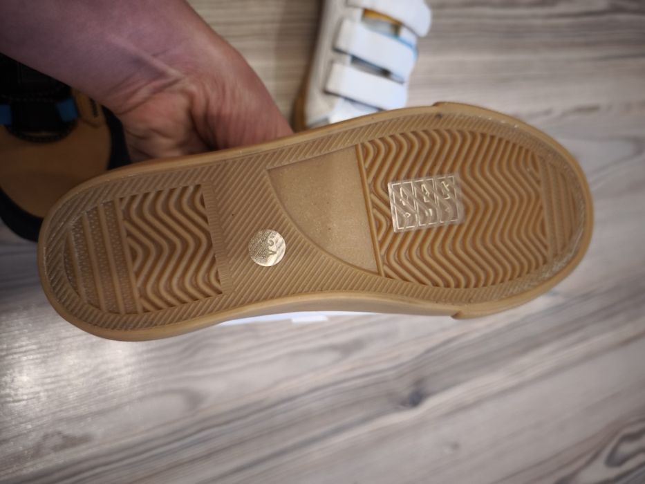 Боти и маратонки  Reserved 34 номер