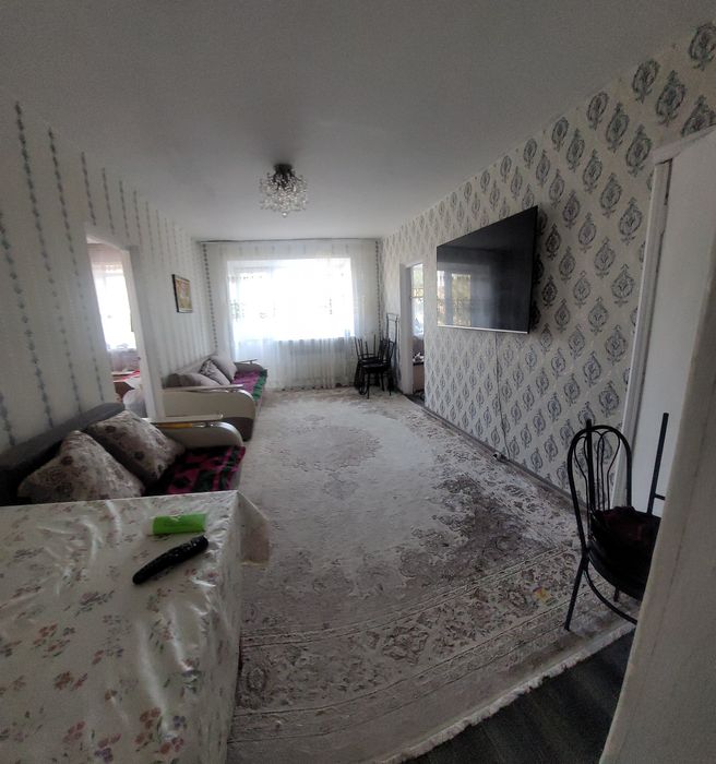 Продам 4х комнатную квартиру