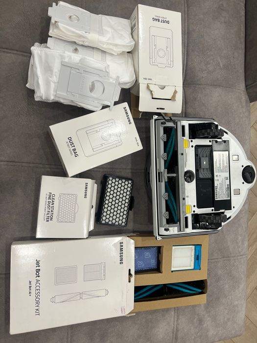 Робот-пылесос Samsung Jet Bot AI Plus VR50T95735W/EV белый