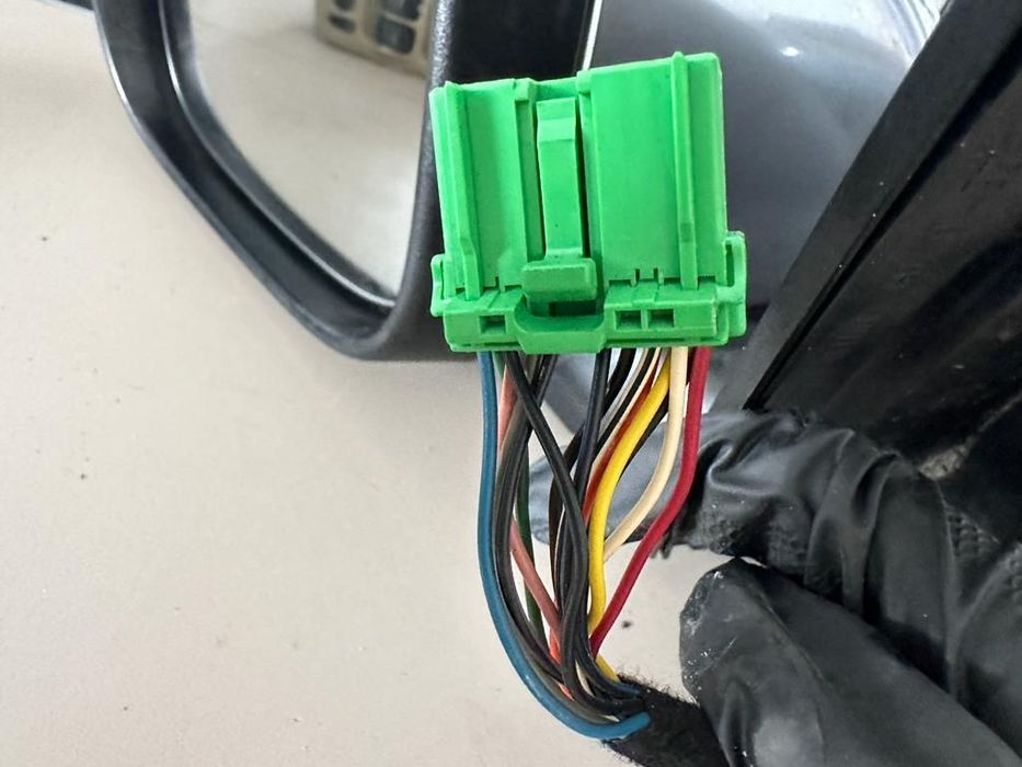 Oglinda stanga cu rabatare, memorie si bec Volvo XC90 2007+ 31297343