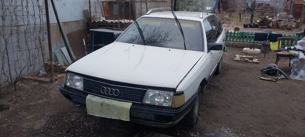 Продаётся Audi 100