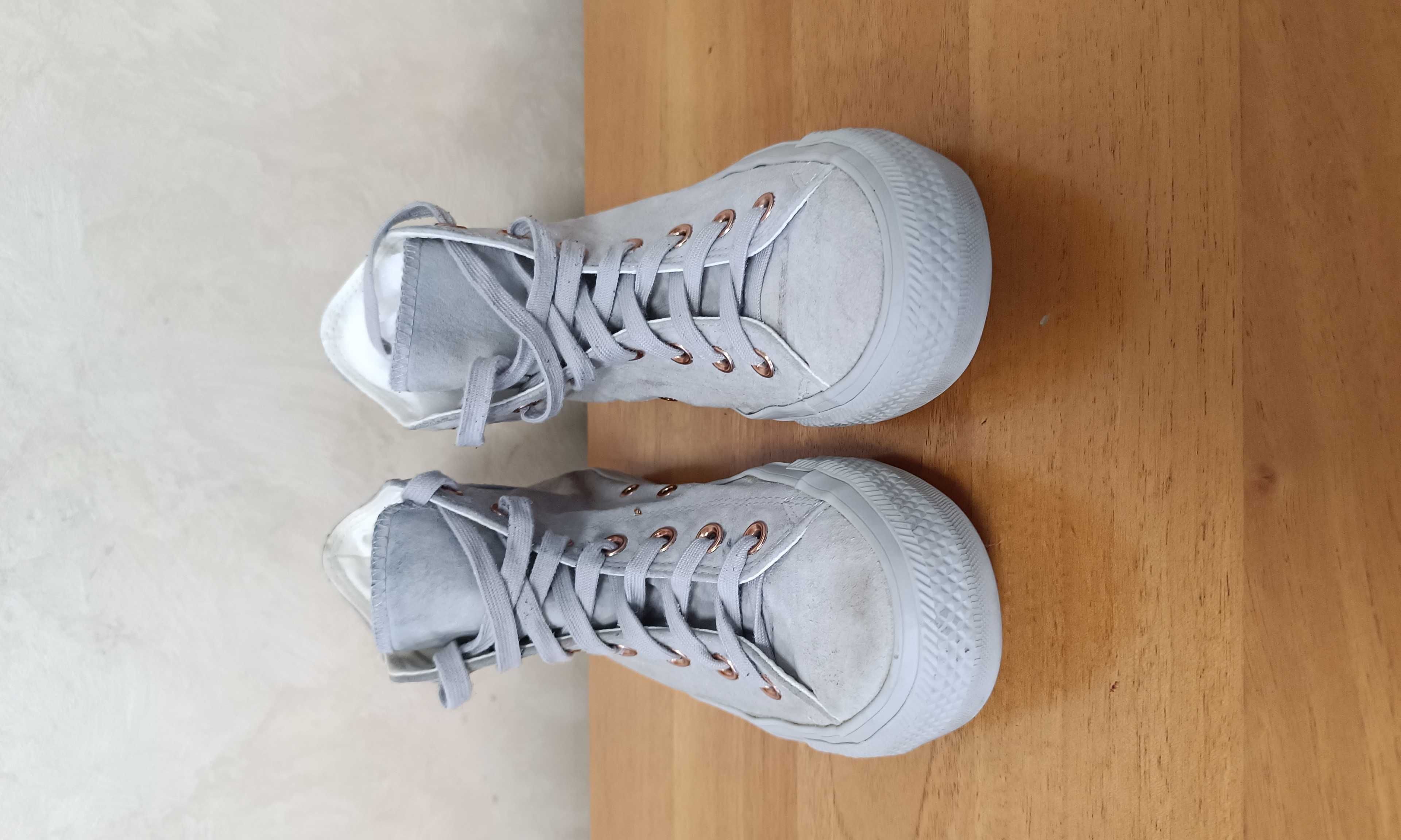Converse-Много Запазени