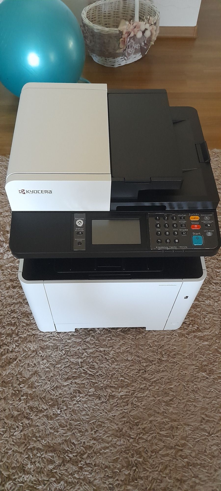 Imprimanta laser color Kyocera